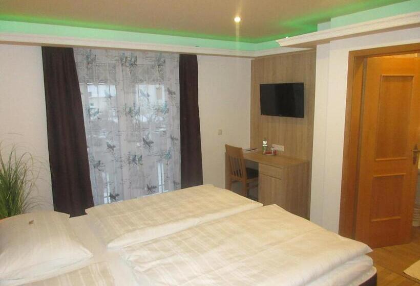 اتاق استاندارد با بالکن, Pension Wachau