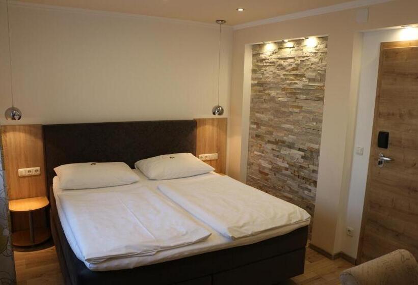 اتاق استاندارد, Pension Wachau