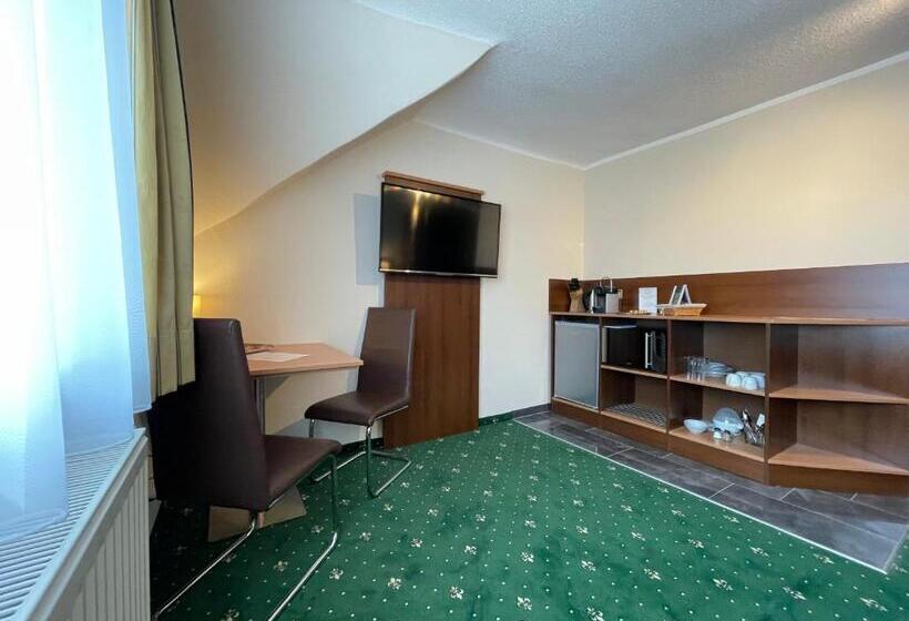 Huoneisto 2 Makuuhuonetta, Residenz Royal