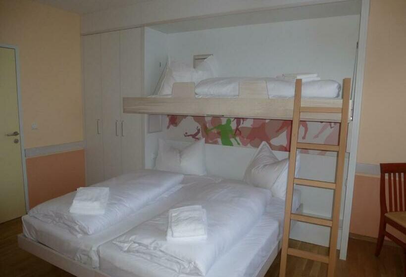 غرفة قياسية ثلاثية, Jufa Hotel Hochkar