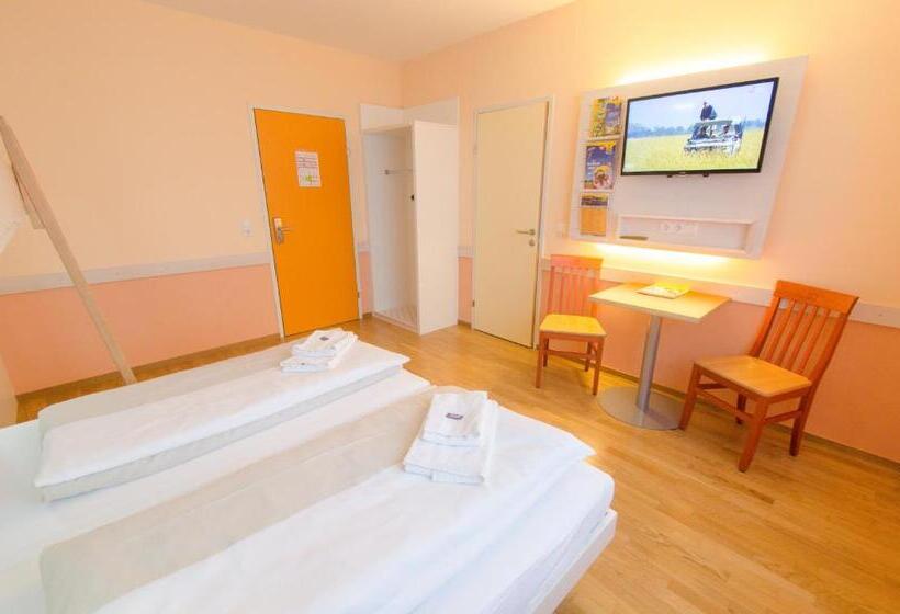 اتاق استاندارد سه نفره, Jufa Hotel Hochkar