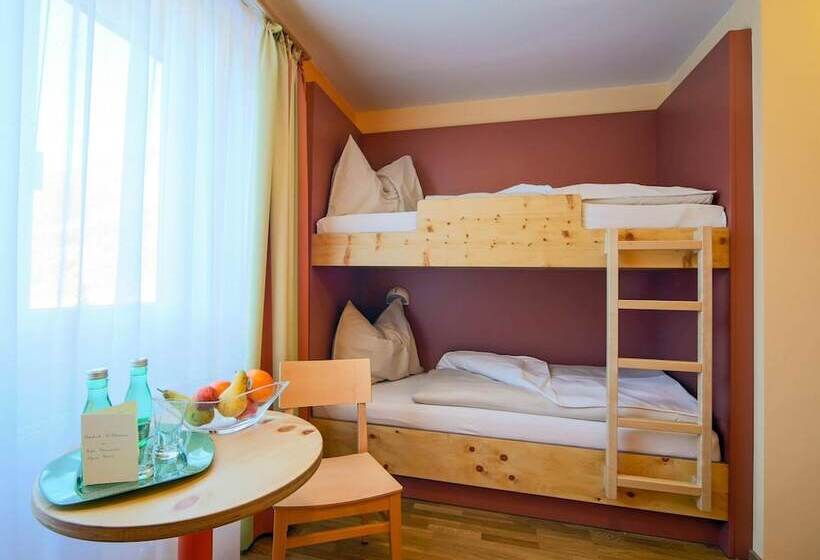 Четырехместный Номер Стандарт, Jufa Hotel Planneralm