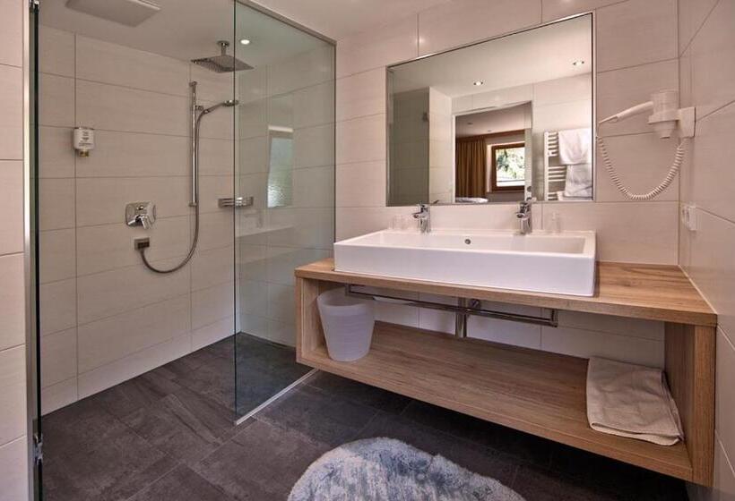 발코니 수피리어 룸, Landhotel Denggerhof