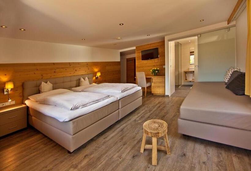 발코니 수피리어 룸, Landhotel Denggerhof