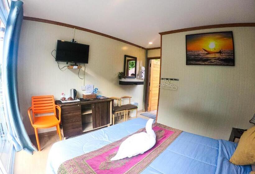 Номер Стандарт Вид на Бассейн, Namsongviewgardenresort