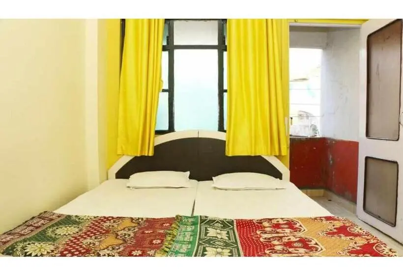 デラックスルーム, Geeta Lodge, Solapur