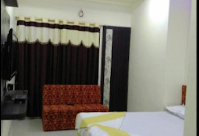 غرفة ديلوكس, Raj Residency Jalgaon