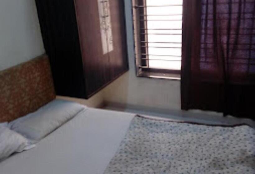 غرفة ديلوكس, Raj Residency Jalgaon