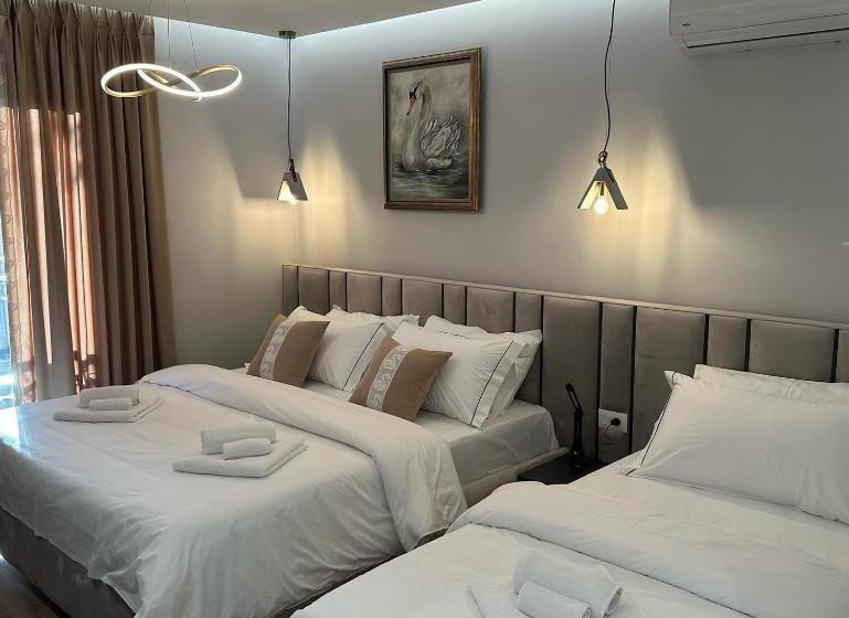 חדר דלוקס לשלושה, Vila Lordev