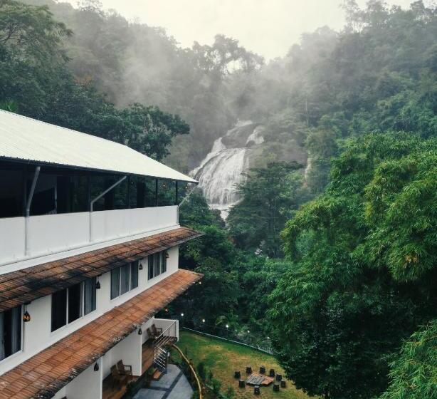 חדר דלוקס עם מרפסת, Nature Cascade Resort