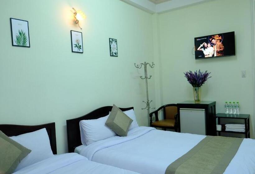 اتاق استاندارد چهار تخته, Kamy Phương House And Spa