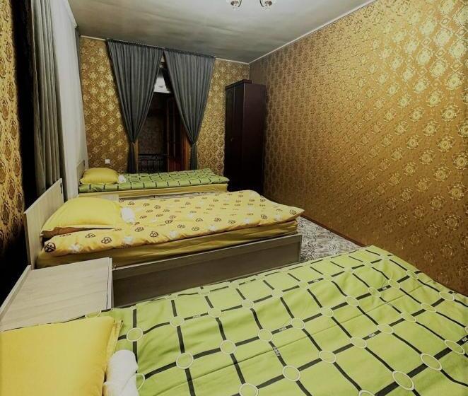 Standard Kolmen Hengen Huone Jaettu kylpyhuone, Qamar Family Guest House