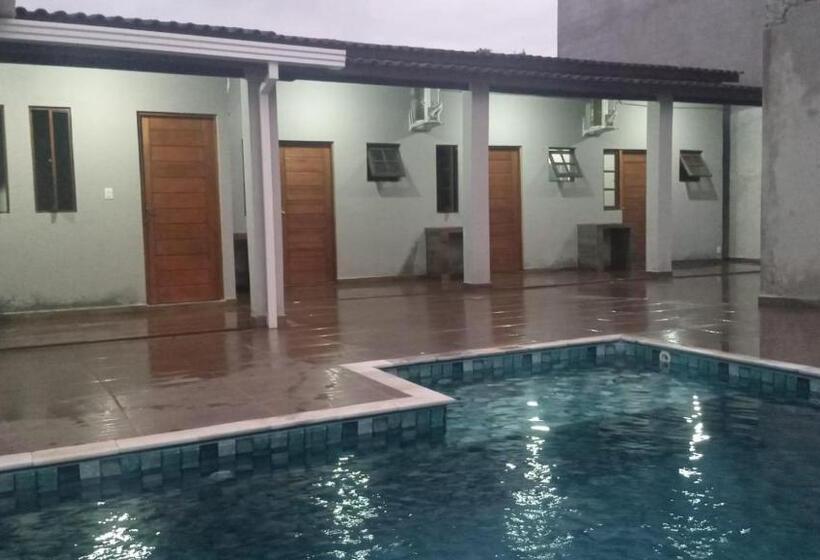 غرفة كلاسيكية رباعية, Cantinho Do Sossego   Kitnets