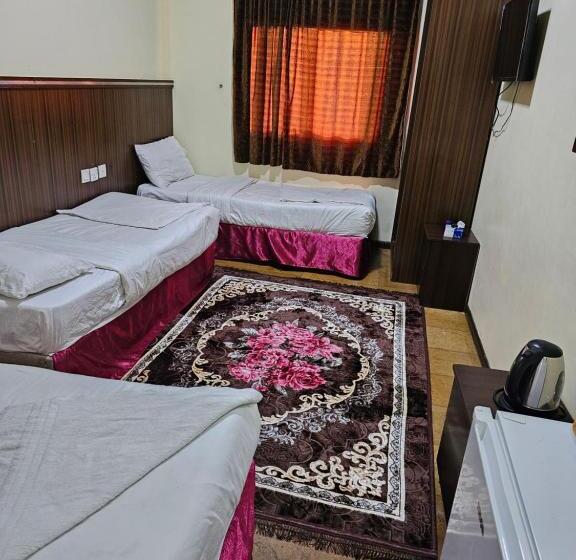 标准三人间, قندق حارث محمد باحارث Hareth Mohammed Bahareth