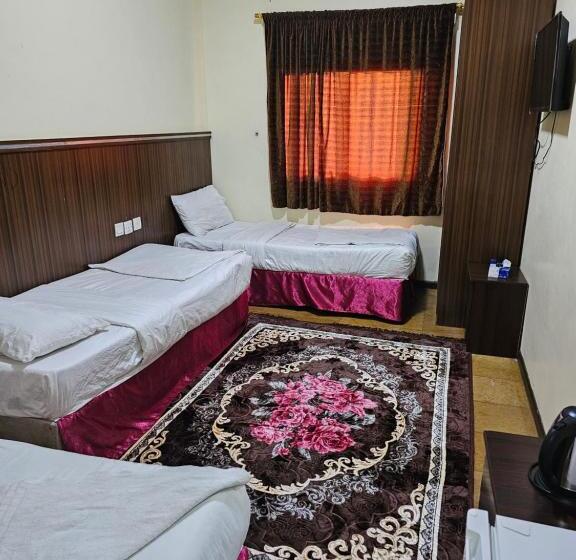 标准三人间, قندق حارث محمد باحارث Hareth Mohammed Bahareth