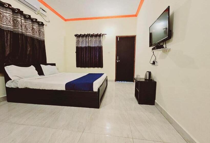 Номер Deluxe Вид на Море с Балконом, Joaqim S Baga Beach Resort Goa   50 Meters From Baga Beach