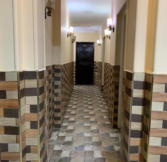 اتاق لوکس, Grand City