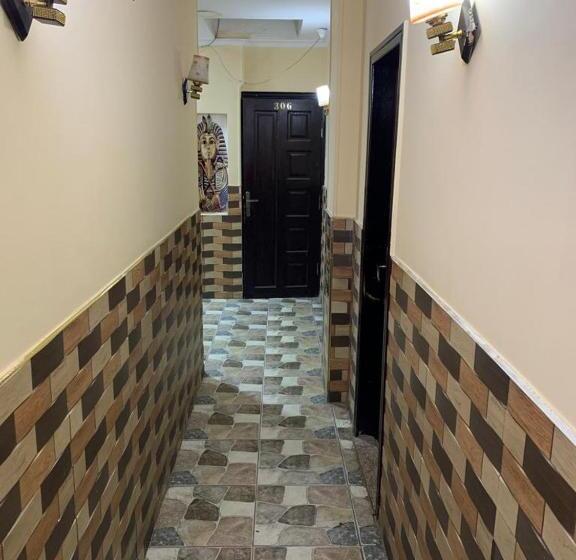 اتاق لوکس, Grand City