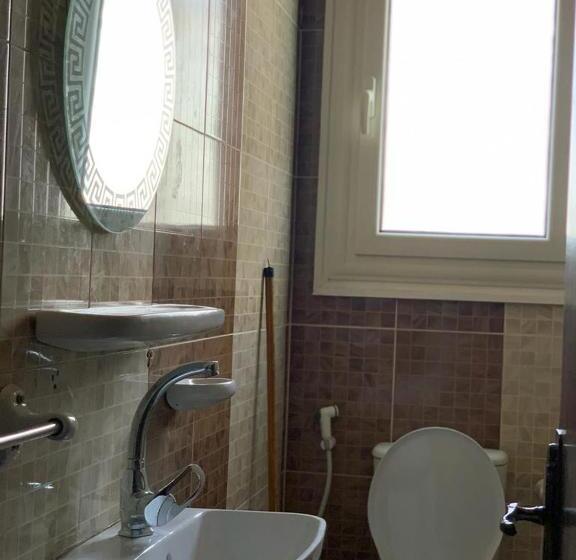 اتاق لوکس, Grand City