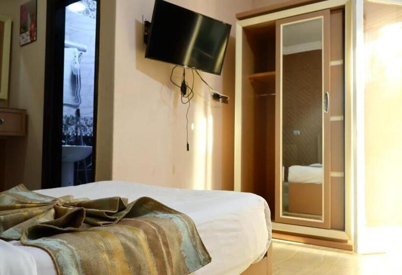 اتاق لوکس, Grand City