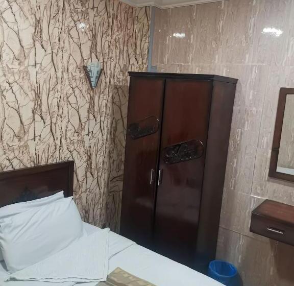 اتاق لوکس یک تخته, Grand City