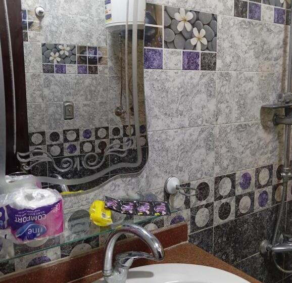 اتاق لوکس, Grand City