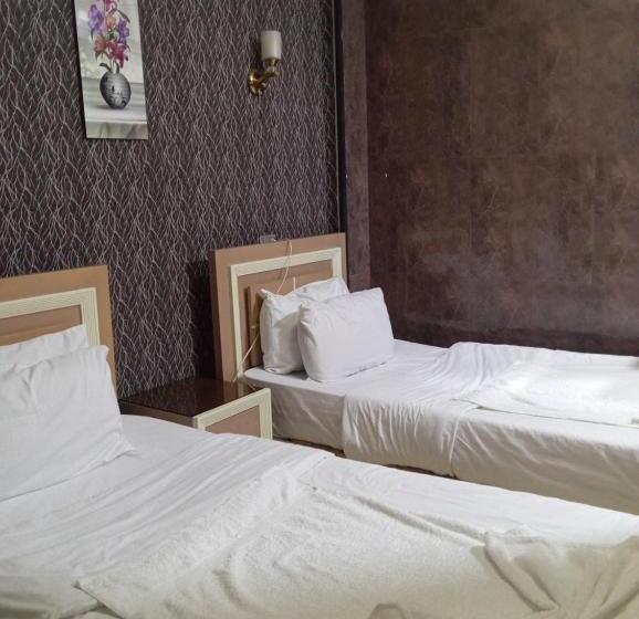 اتاق لوکس, Grand City