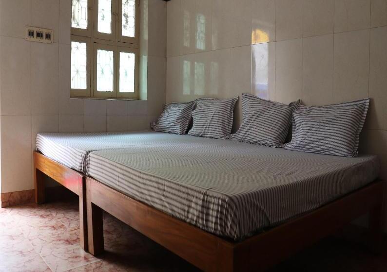 Quarto Familiar, Clinton Guest House