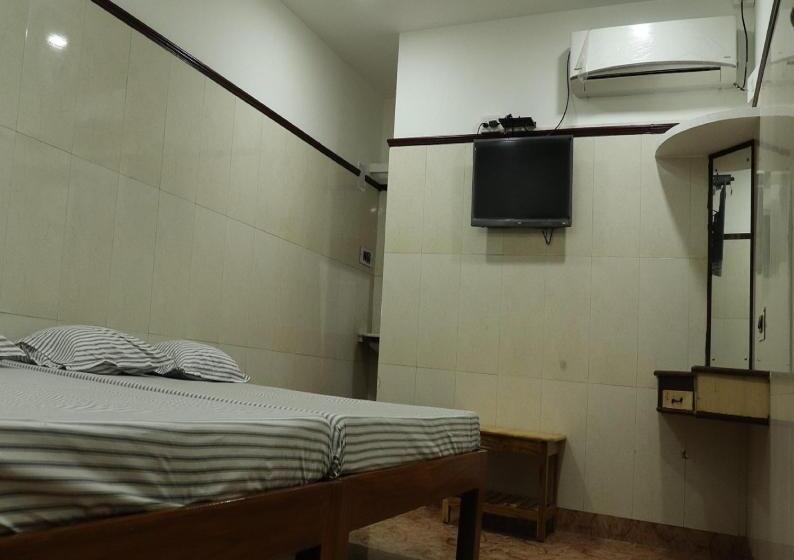 Quarto Quádruplo Deluxe, Clinton Guest House