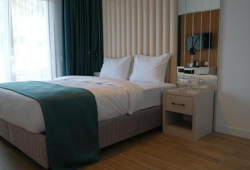 اتاق اکونومی, Marina Port Akyaka