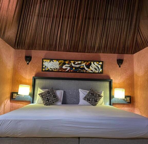 غرفة قياسية, Panorama Complex