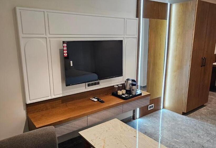 Номер Deluxe, Rds