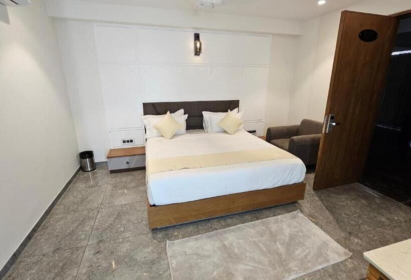 Номер Deluxe, Rds