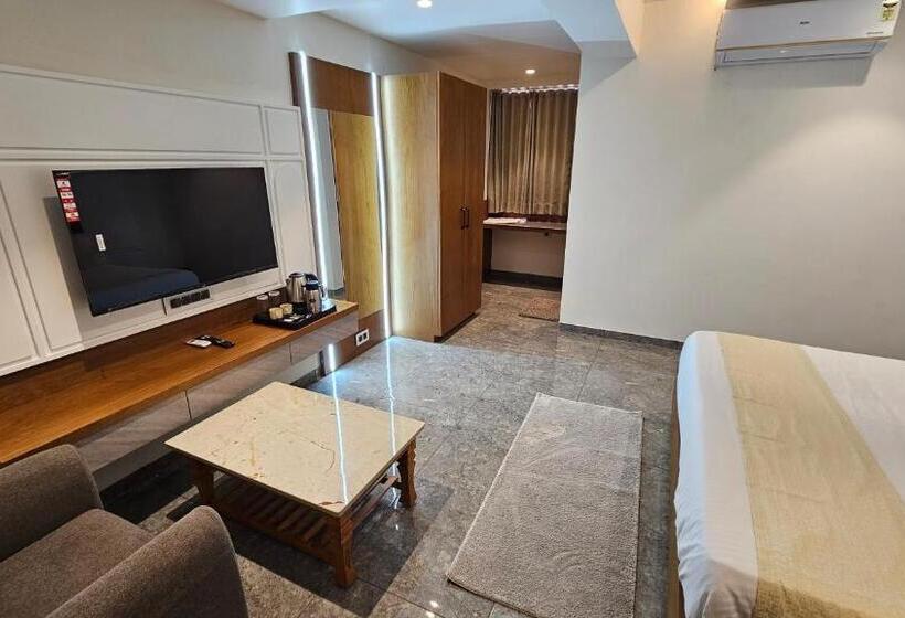 Номер Deluxe, Rds