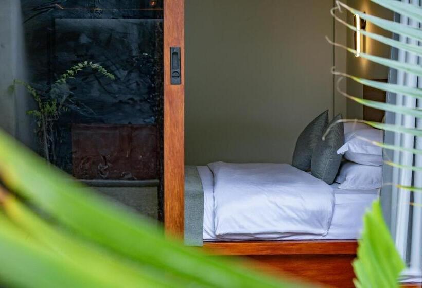 اتاق استاندارد با چشم‌انداز باغ, Sunny Breeze View