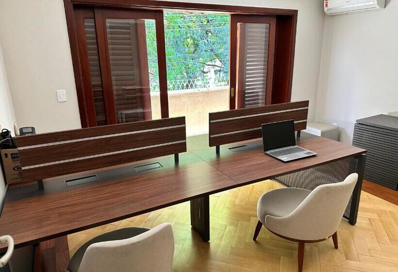 Suite, Job&joy Business Hostels