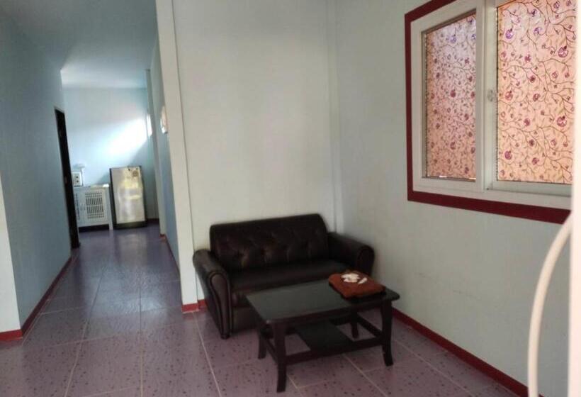 Апартаменты 1 Спальня с Террасой, Palm Tian Homes A22