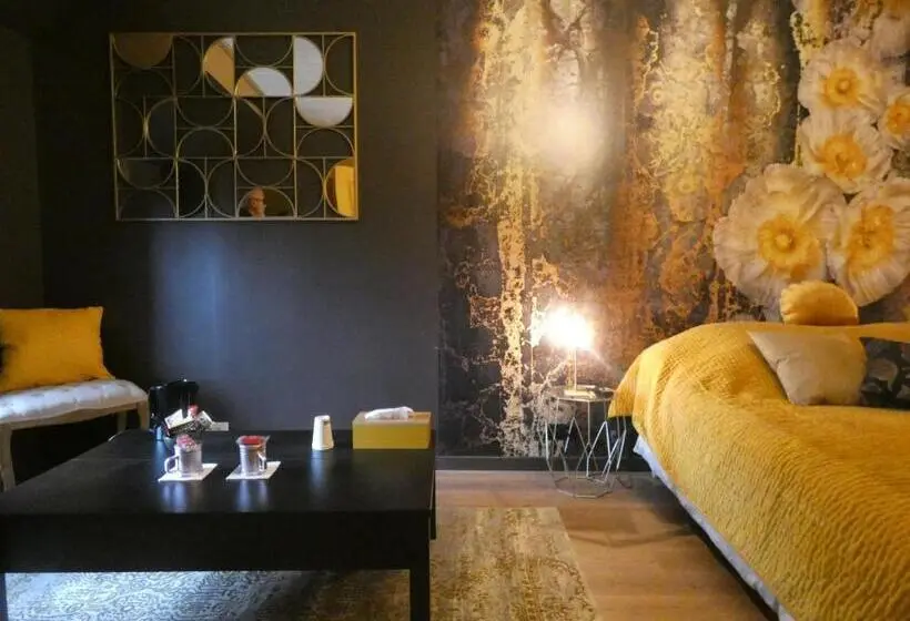 Perhehuone, élégante Chambre Rétro Chic Avec Lit King Size Proche Commerces Et Autoroute A10   Fr 1 581 112