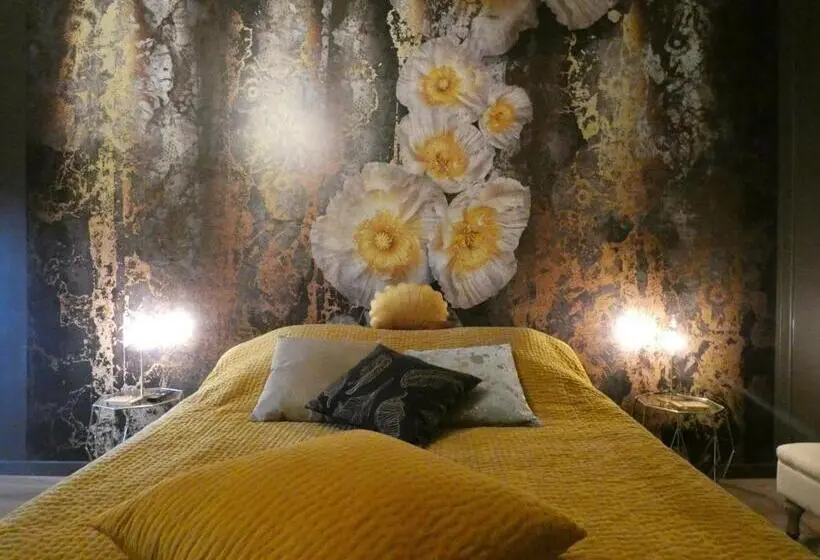 Perhehuone, élégante Chambre Rétro Chic Avec Lit King Size Proche Commerces Et Autoroute A10   Fr 1 581 112
