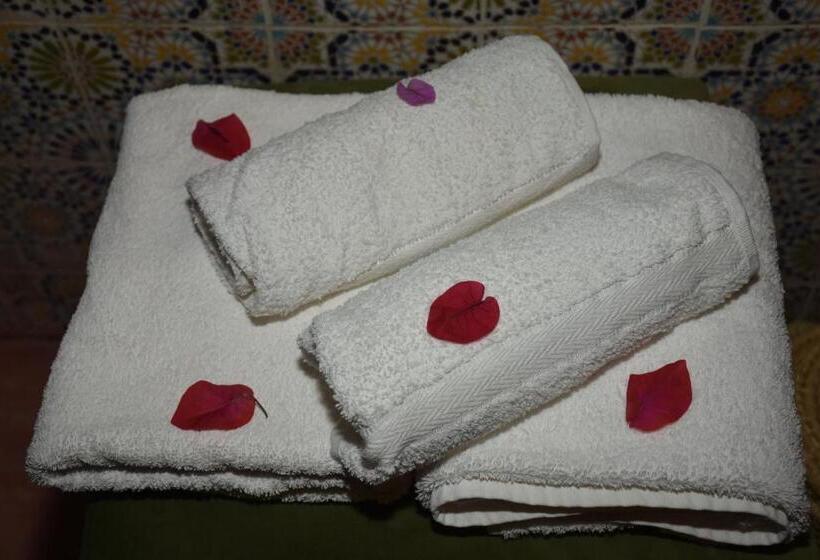 풀장 전망 스위트, Riad Le Petit Jardin