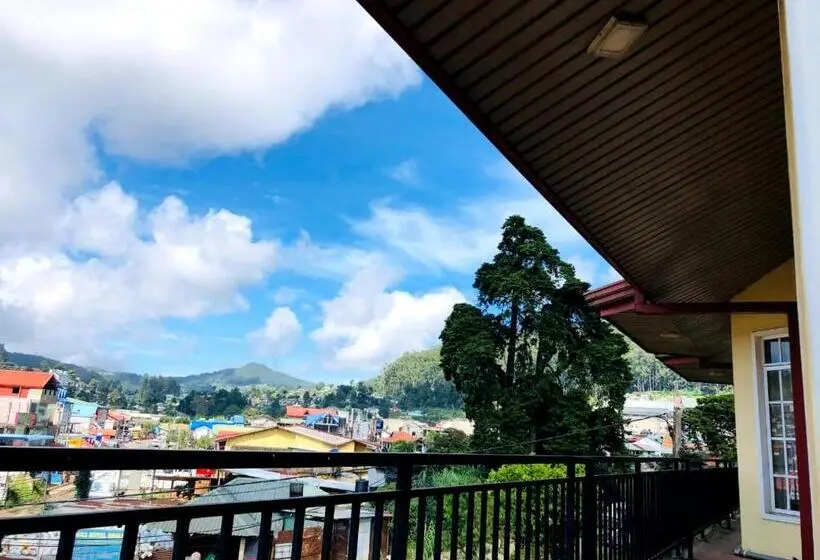 ファミリールーム, Shevyhaws