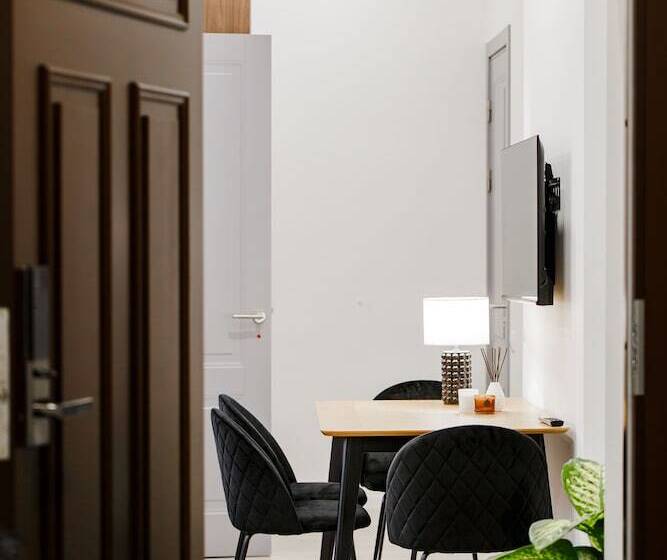 آپارتمان 1 خوابه, Rigaapartment Elizabetes 22 Self Service Apart