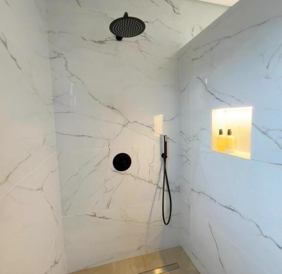 חדר סטנדרט לארבעה, Casa Do Mundo Madeira