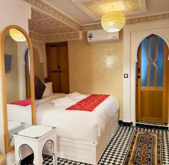 اتاق سوپریور, Dar Md