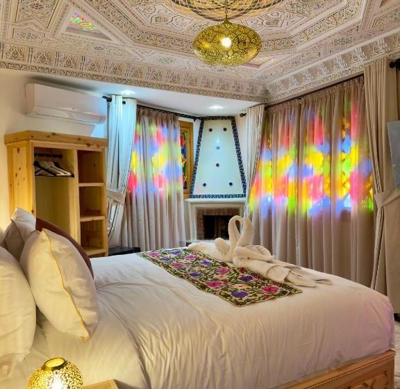 اتاق سوپریور با تخت بزرگ, Dar Md