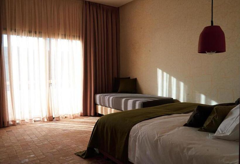 Triple Room Sea View, Loued Surf Lodge