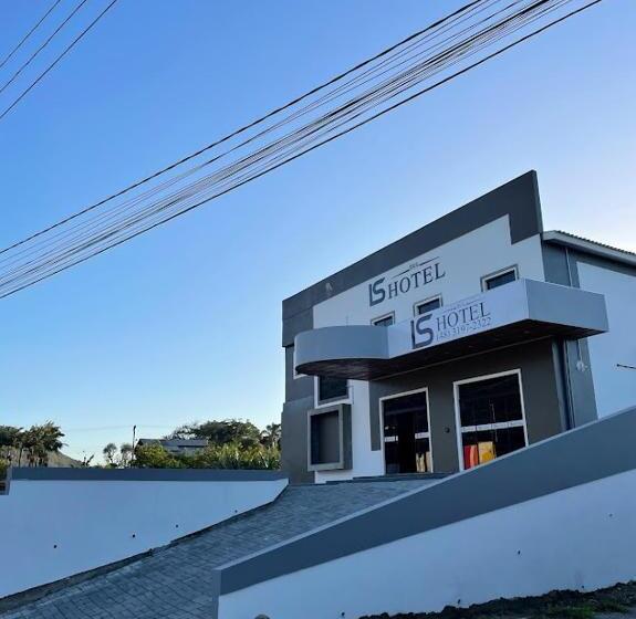 غرفة قياسية رباعية, Ls Sul