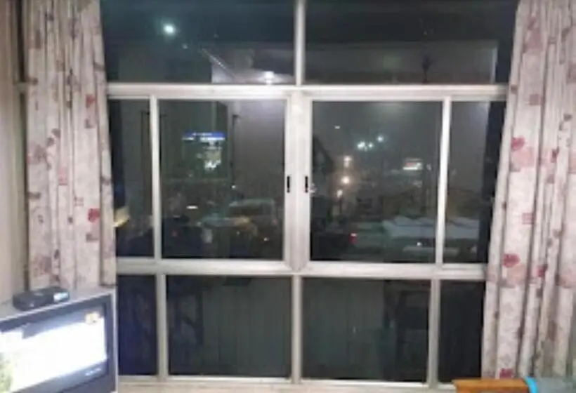 スタンダードルーム, Mayur Restaurant Chandrapur