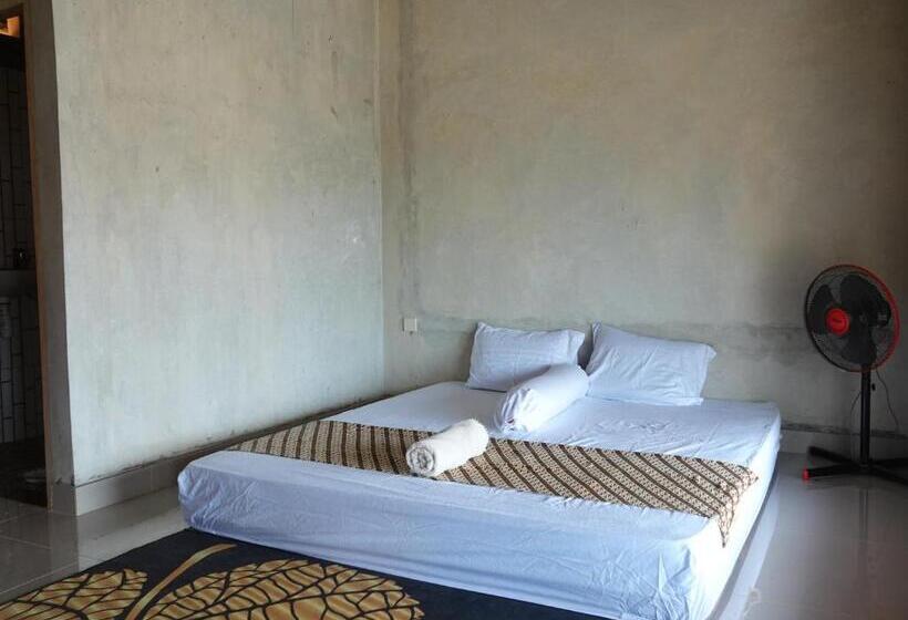 חדר סטנדרט נוף להרים, Melody Surf Camp   Ekas Lombok