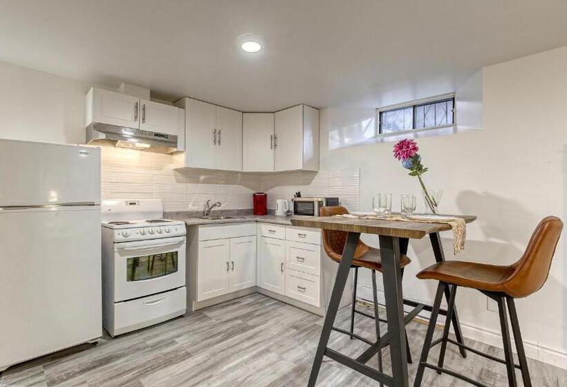 Люкс, Montreal Boutique Suites